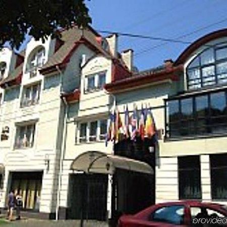 Elite Hotel Oradea Ngoại thất bức ảnh