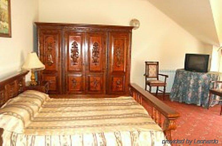 Elite Hotel Oradea Phòng bức ảnh