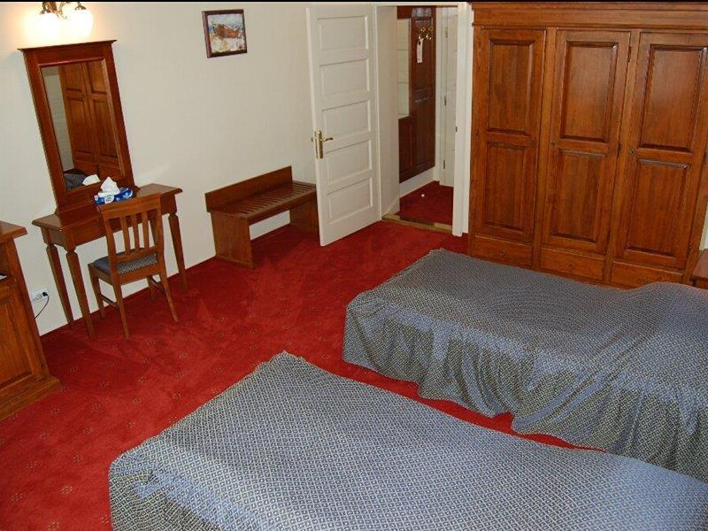 Elite Hotel Oradea Ngoại thất bức ảnh